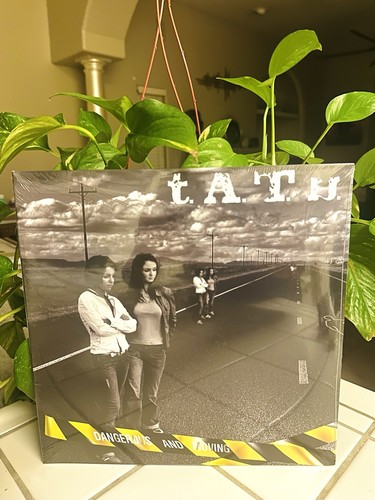 Sale t u - sale!**, t.a.t.u