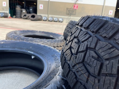 265 toyo open - 265/70/18,